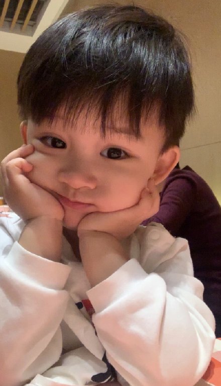 今日份手机壁纸合集来啦
