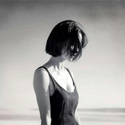 18张高清黑白伤感女生头像 适合当QQ头像的精选图