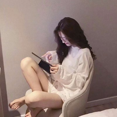 微信时尚女人头像，20张高清性感又有气质的精选图来了
