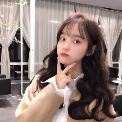 14张高清气质美女头像 适合当微信头像的时尚女生头像合集