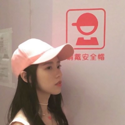 21张高清好看的戴帽女生头像 当下超流行的头像素材