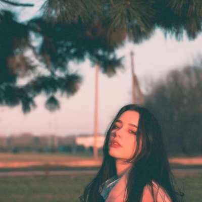 18张高清欧美复古风女生头像合集 氛围感拉满