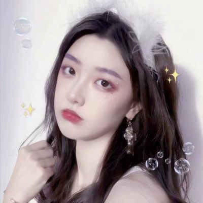 21张高清真实女生微信头像 好看又实用