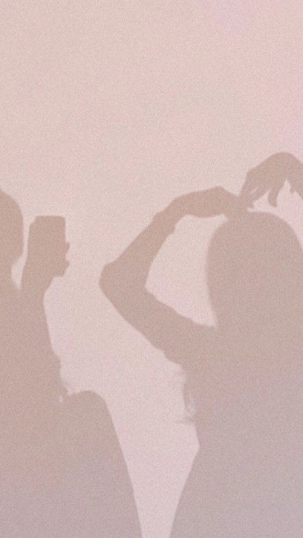 氛围感拉满！这组朦胧少女心壁纸太戳人了