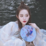 26张高清唯美古风真人女生头像合集