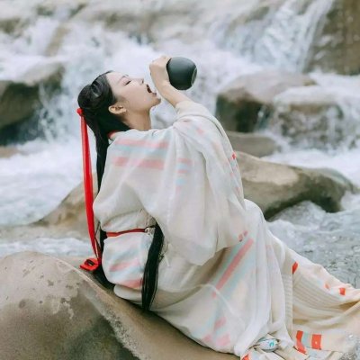 20张高清好看的古风真人女头 唯美氛围感拉满
