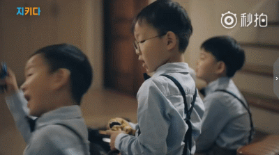 宋家三胞胎正式升入小学啦