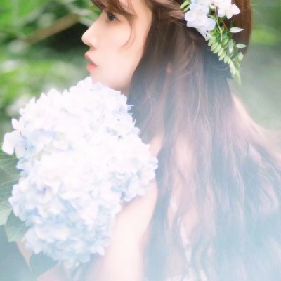 18张高清唯美白色婚纱女生微信头像合集