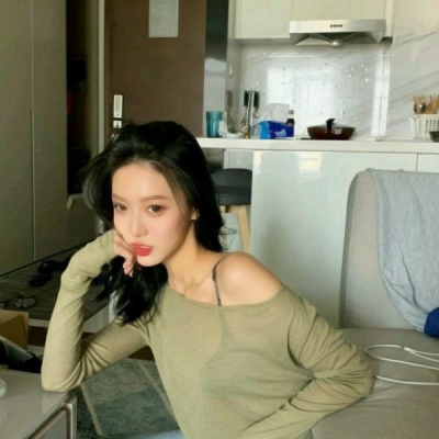 30张高清时尚个性女生头像 氛围感拉满的魅力女头合集