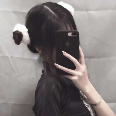 24张高清女生闺蜜单人头像 当下超流行的闺蜜头像合集