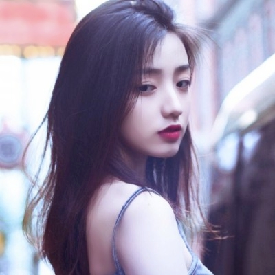 女生唯美高清头像合集 22张好看的美女头像来啦