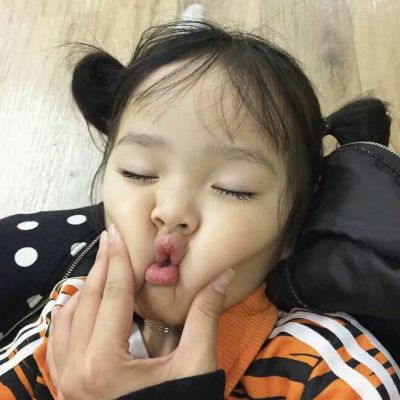 超萌小女孩QQ头像合集 26张高清呆萌女生小孩头像