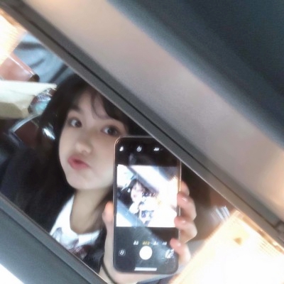 闺蜜一人一张头像合集 共16组女生头像