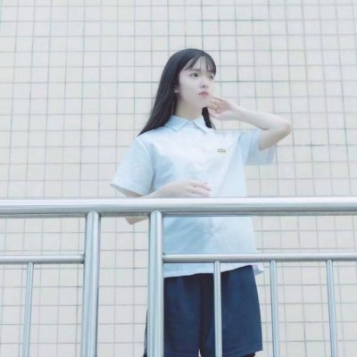 17张高清简约文艺风女生头像 氛围感拉满