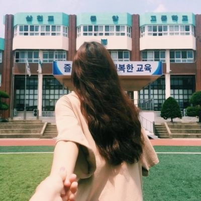 26张高清气质女生唯美背影QQ头像，氛围感拉满