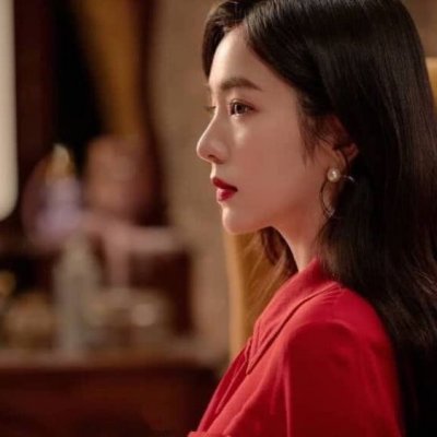 20张高冷霸气红色系女生QQ头像合集