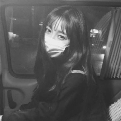 暗黑风拉满！26张超酷女生头像合集，高清质感直接封神