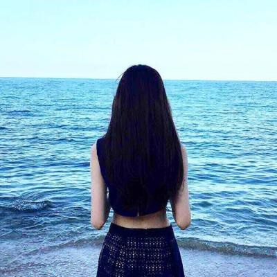 20张高清海边女生背影头像 适合当微信头像的氛围感美图