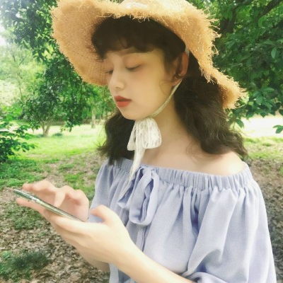 32张干净清新的气质女生头像 高清耐看又脱俗