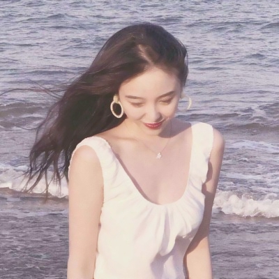 36张潮流女生时尚微信头像 高清又有范