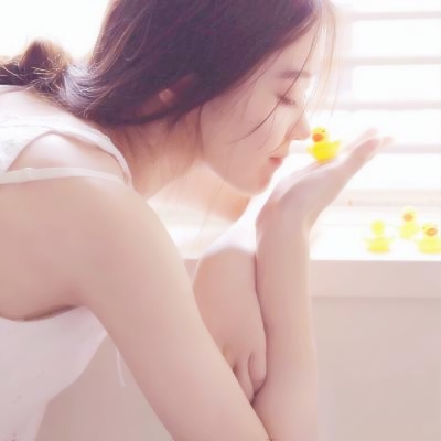 19张高清好看的女生侧面唯美QQ头像合集