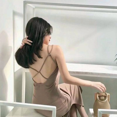 29张高清霸气真人社会女生背影头像合集