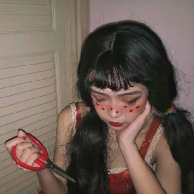 超拽又高冷的霸气女生头像，气场拉满！（16张合集）