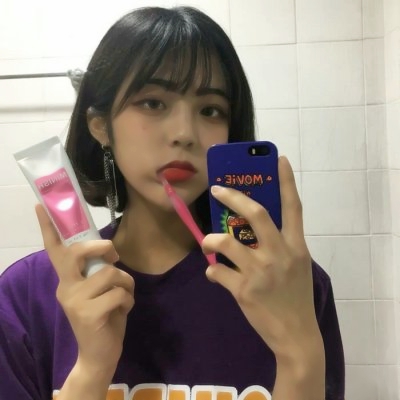 高清短发女生头像合集 12张氛围感拉满