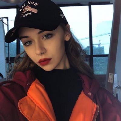 19张高清霸气高冷女生头像 又飒又有范儿的少女头像合集