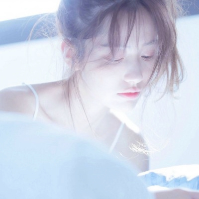 35张高清清纯美女头像合集 清新感拉满的女生头像精选