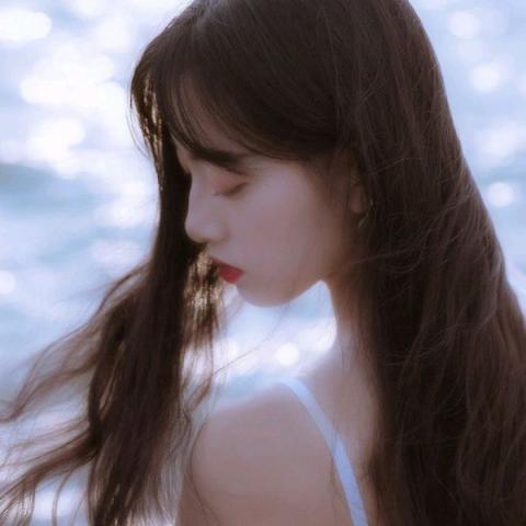 21张高清伤感女生头像合集 氛围感拉满