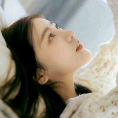 30张高清时尚个性女生头像 氛围感拉满的魅力女头合集