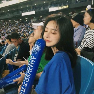 16张高清清新感女生头像合集 氛围感拉满