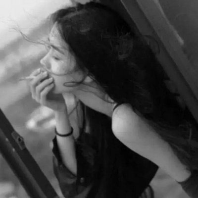 微信黑白伤感女生头像来啦，22张高清图可直接下载