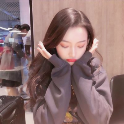 17张高清时尚好看的女生头像合集