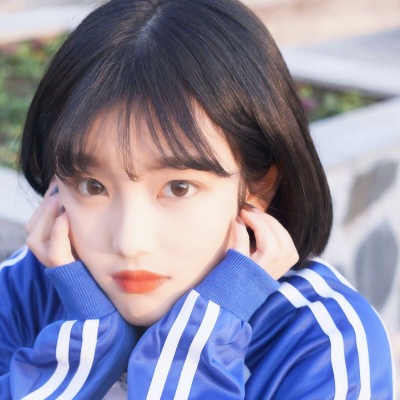 21张高清真人小清新女生QQ头像 直接用就好看