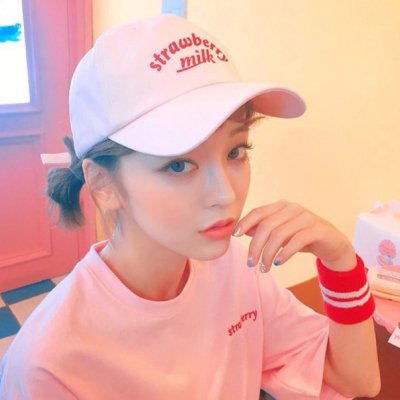 28张高清文艺感女生头像 氛围感拉满的好看头像合集