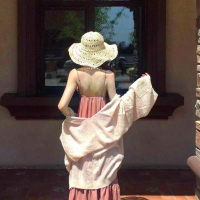 29张高清霸气真人社会女生背影头像合集