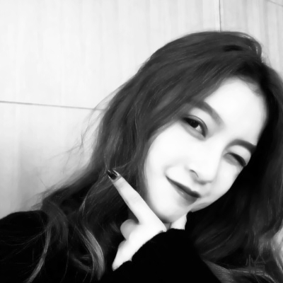 25张高清黑白高冷女生头像 氛围感拉满的时尚头像精选