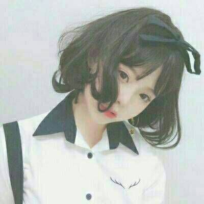 31张高清好看的短发美女头像合集 女生头像专区上新