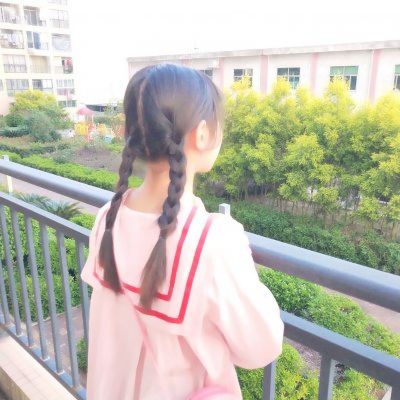 女生唯美可爱背影头像 连背影都软萌到戳人！(19张)