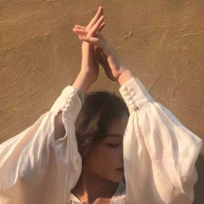 29张高清超拽时尚霸气女生头像 氛围感拉满