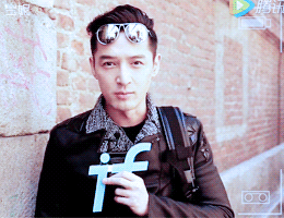 胡歌开怀大笑动图合集