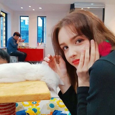 18张高清好看的欧美女生QQ头像大图精选