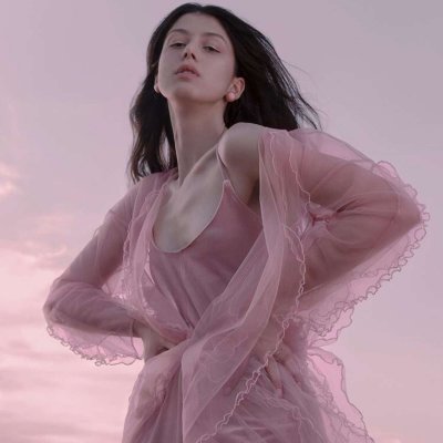 19张高清好看的女生欧美微信头像合集