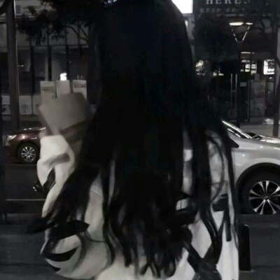 28张清新可爱女生背影头像 高清好看直接存