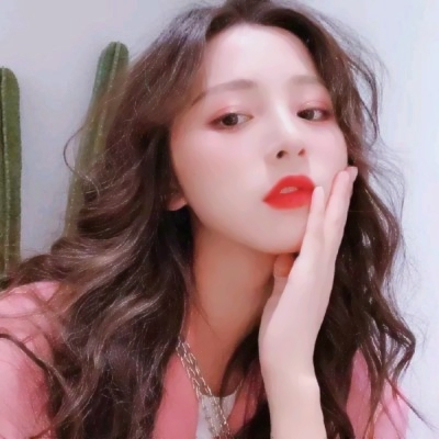 24张高清清新唯美女生头像合集 好看又百搭