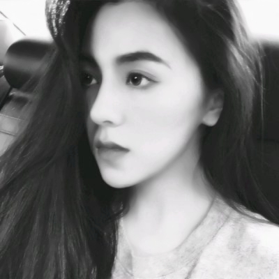 32张高清伤感黑白女生头像 适合当微信头像用