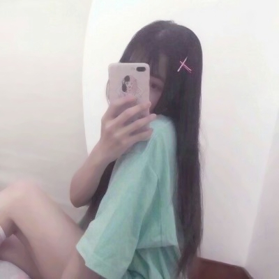 34张高清真实感成熟气质女生头像合集