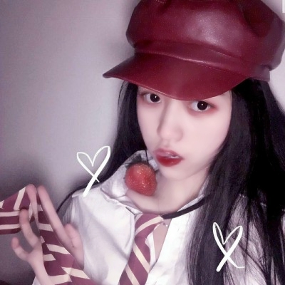 不想用烂大街款？26张有格调的女生微信头像来了